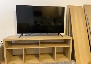 IKEA KALLAX TV skříňka dub mořený 147x60 cm