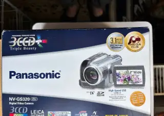 Videokamera Panasonic NV-GS 320 3CCD - kompletní výbava
