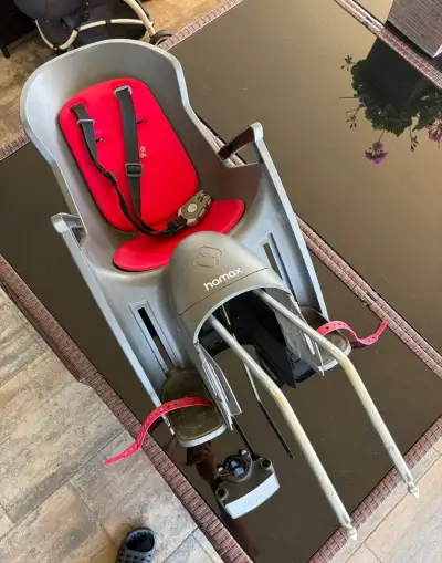 Sedačka Hamax z Decathlonu