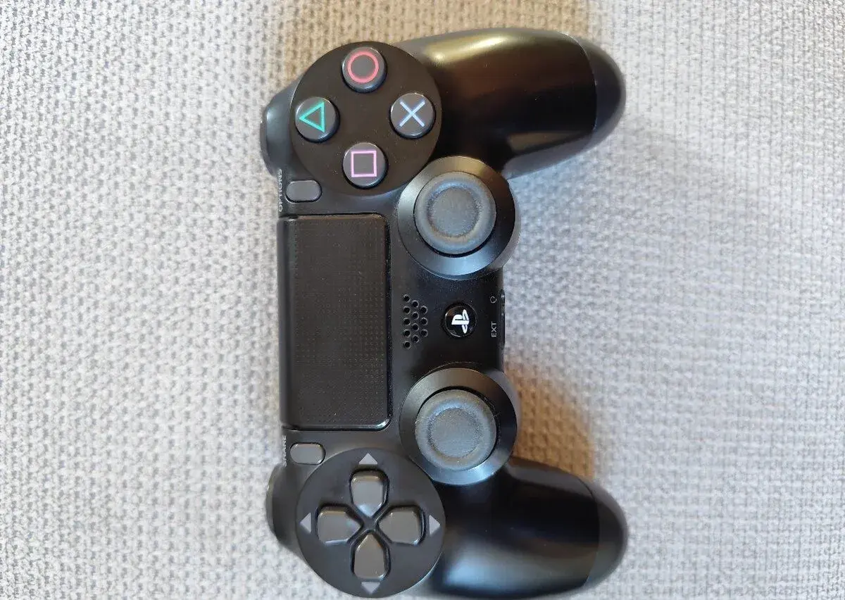 Dualshock Černý V2 PS4