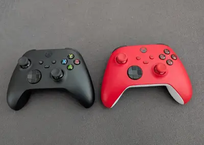 Ovladače Xbox Wireless Controller+Play&Charge Kit