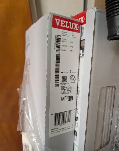 Velux plisovaná roleta FHL PK08 1283S, nová, 2 ks