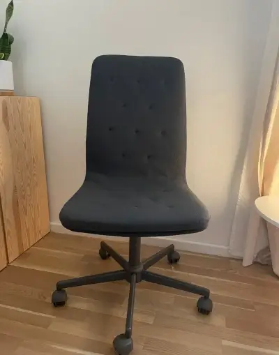 MULLFJÄLLET židle