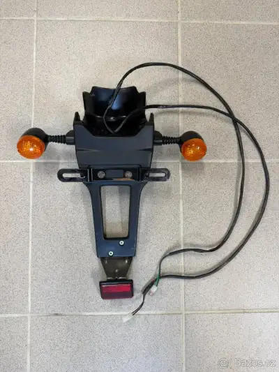 Zadní blatník s blinkry Yamaha TT600R nebo RE