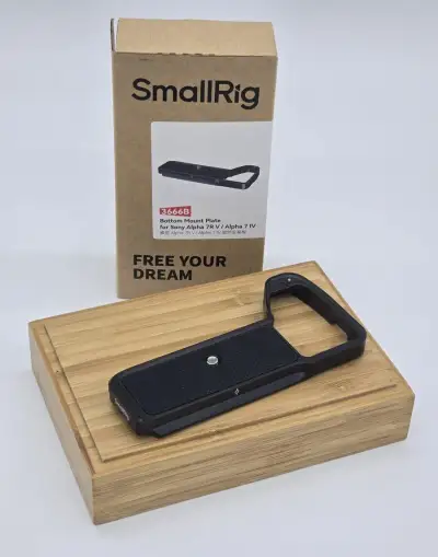 SmallRig 3666B spodní destička pro Sony A7R V / A7 IV