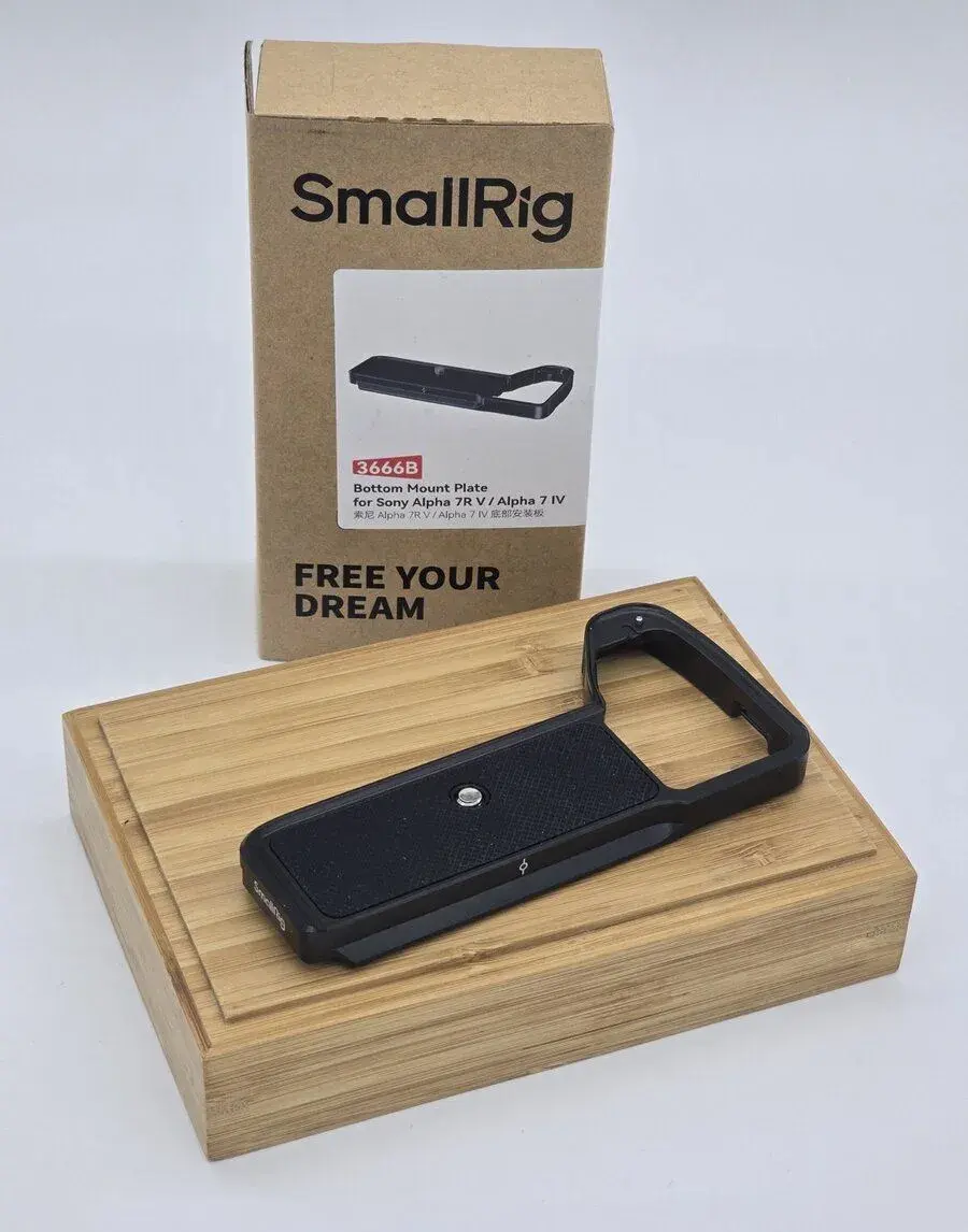 SmallRig 3666B spodní destička pro Sony A7R V / A7 IV