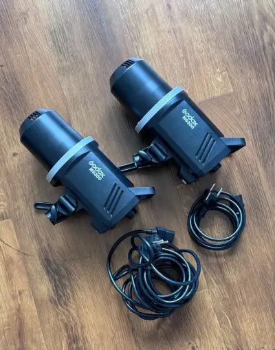 Sada studiových blesků Godox MS300 + příslušenství