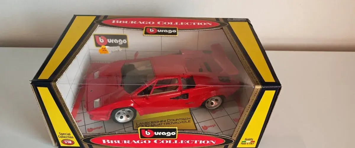BBURAGO Lamborghini Countach-1:18