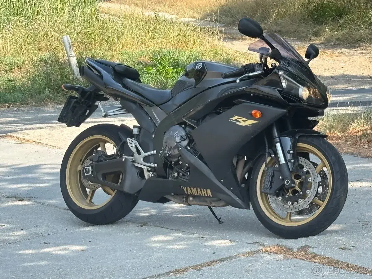 Yamaha R1 Rn19