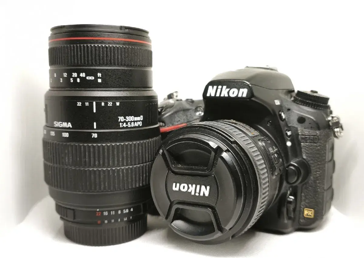 Nikon D750 + Nikon 50mm f/1.8 G + Sigma 70-300 APO