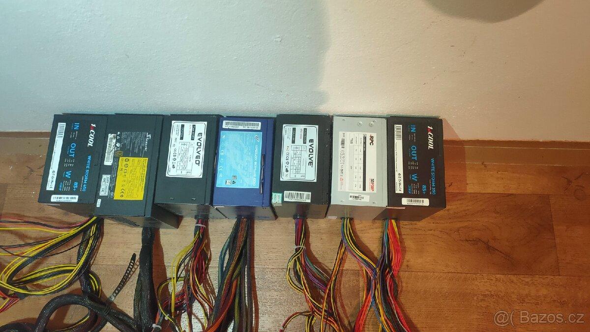 8x funkční PC zdroje 1x520W, 3x450W, 1x350W, 3x 500W