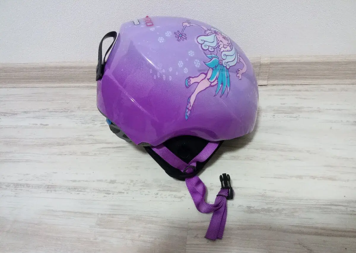 Dívčí helma Ricochet - velikost 54 - 58cm