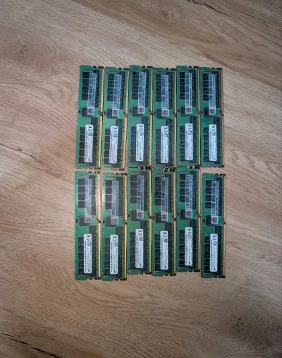 384 GB (12× 32GB) DDR4 2666 ECC RDIMM Micron / Huawei 02311W