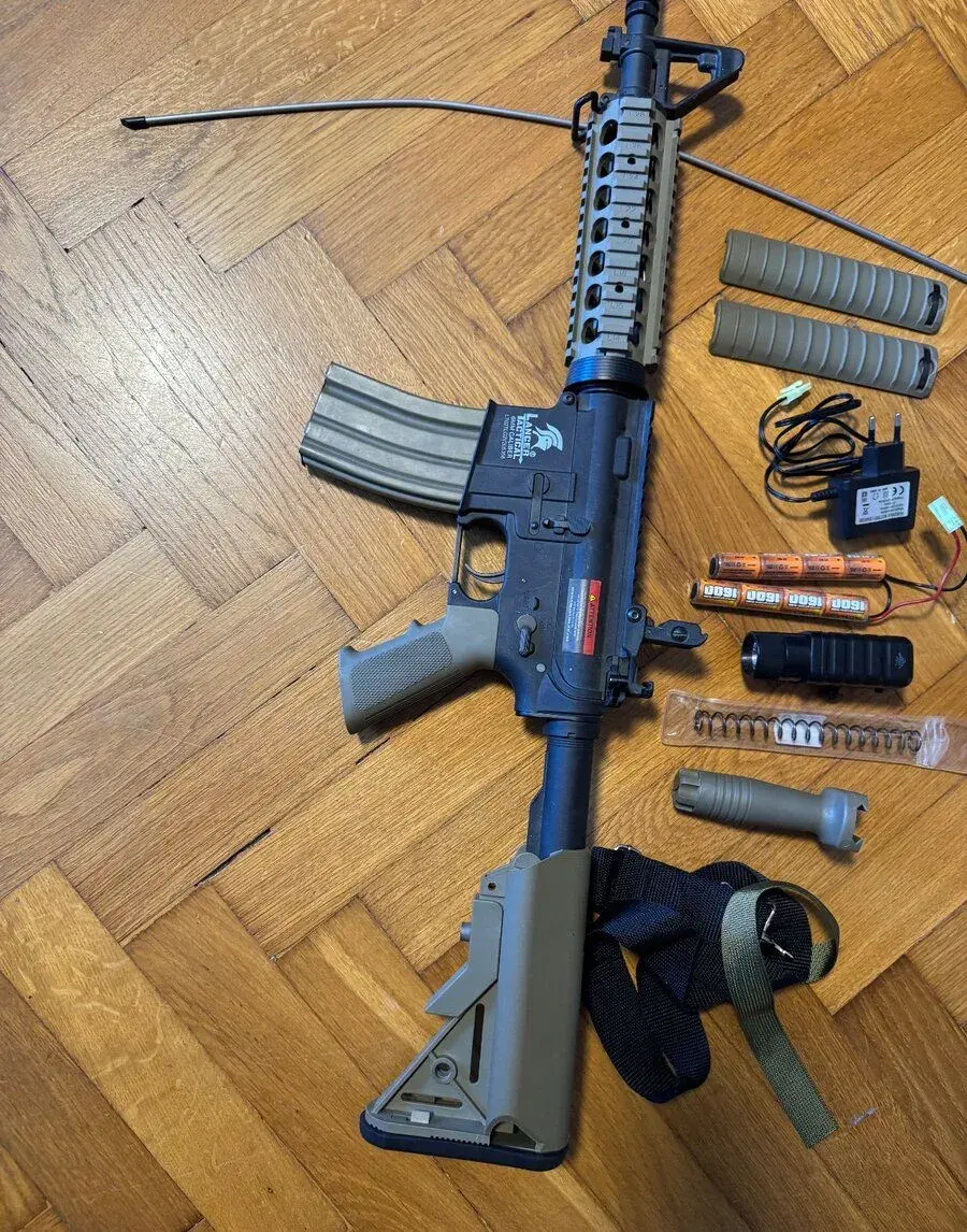Airsoft vybavení