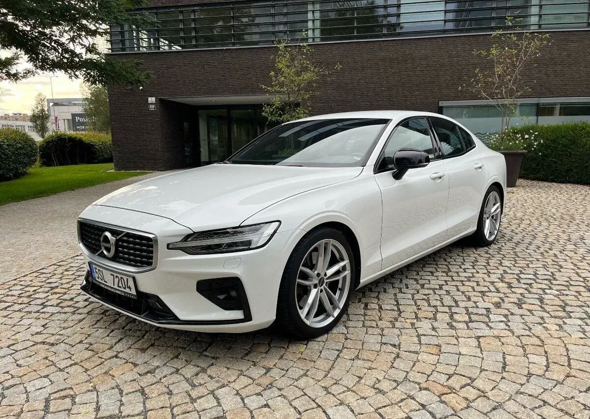 Volvo S60 – 2021, 155 000 km