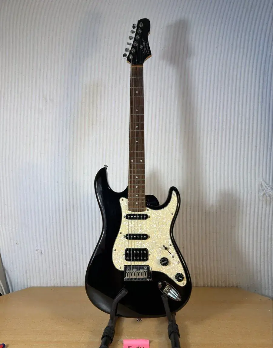 Sawtooth ES Alder Series Electric Guitar
