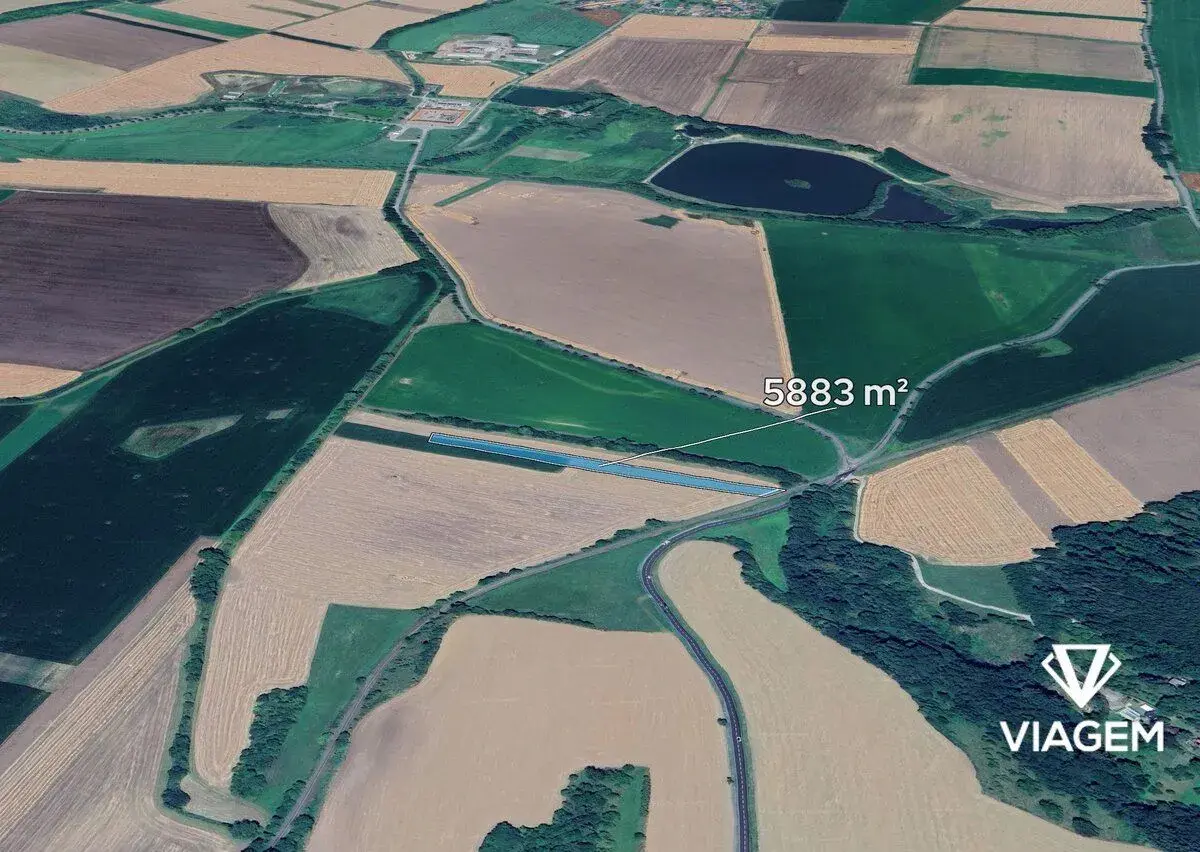 Pole 5 883 m², Podíl 80 % o výměře 4 706 m²