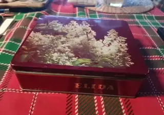 Retro plechová krabička od mýdel