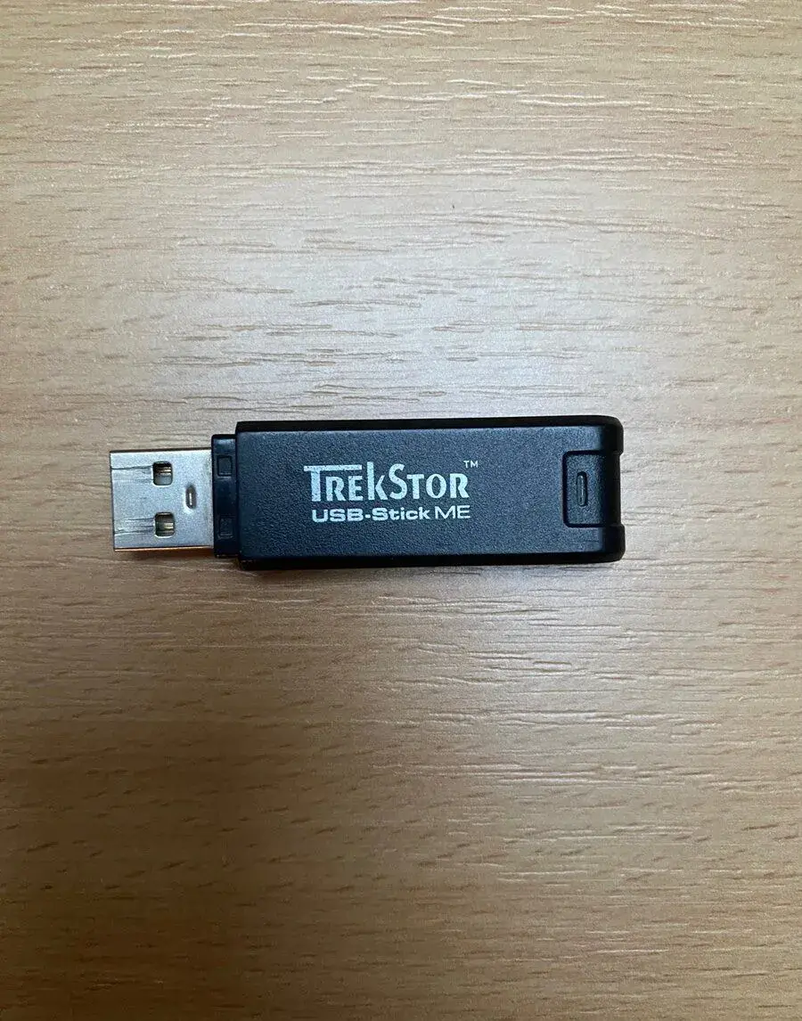 8GB USB Flash Disk TrekStor