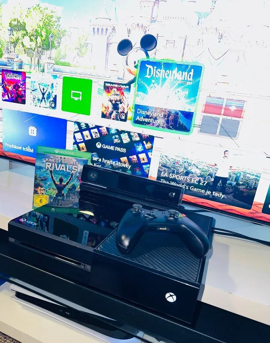 Xbox One 500GB + Kinect v2 + Hra Sports Rivals (Super set)