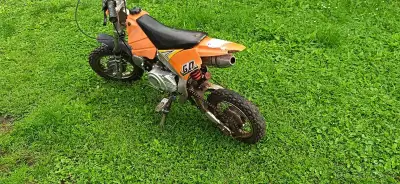 Pitbike poloautomat