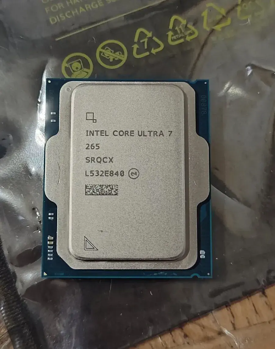 Intel core ultra 7 265 LGA 1851