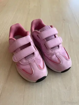 Tenisky Adidas, velikost 29