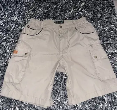Kraťasy šortky Pinewood vel. C48