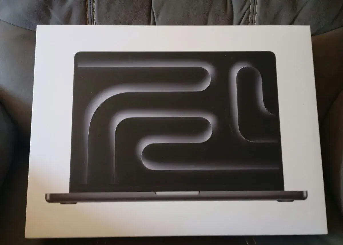 MacBook Pro 14" M5 2025 Vesmírně černý