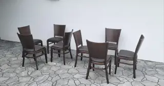 Elegantní jídelní židle TON - 28ks STAV