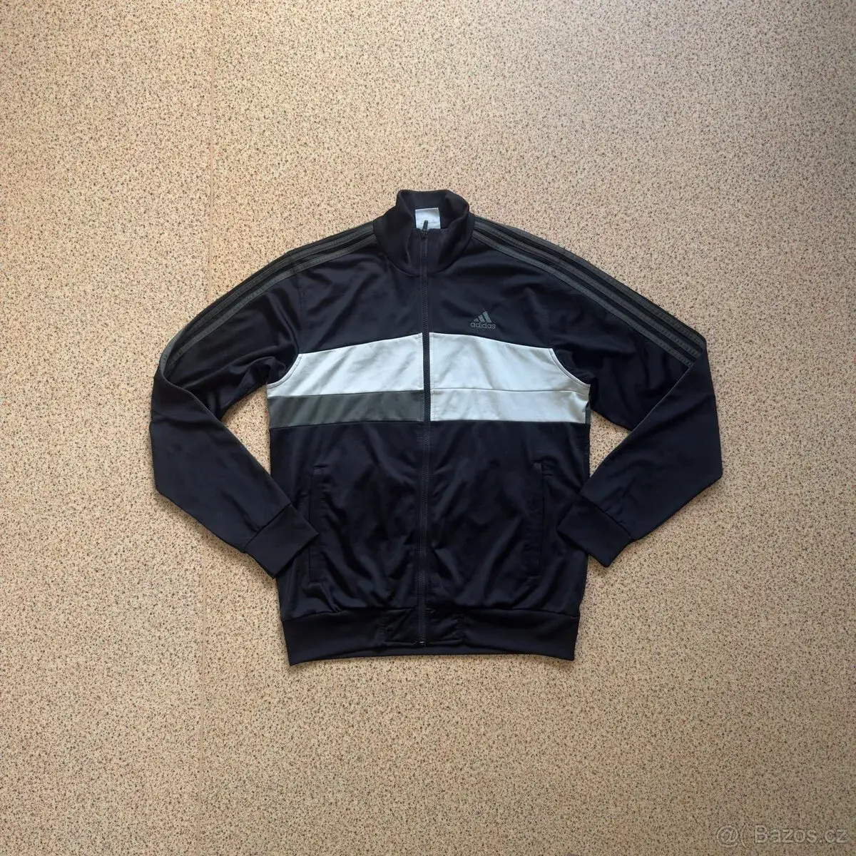 Adidas černá mikina | vel. M | solidní stav
