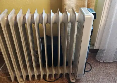 Olejový radiátor DeLonghi – 2500 W
