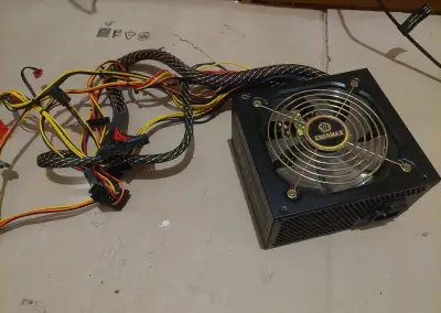 PC zdroj Enermax 500w