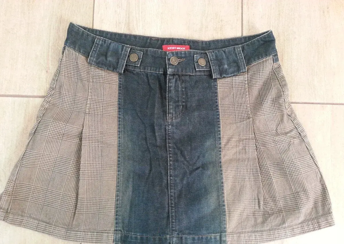 Dámské oblečení: HI-TEC, b.young, BonPrix, Takko, XXBY MEXX