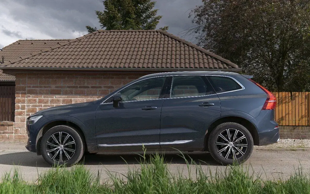 Volvo XC60 – 2021, 85 000 km
