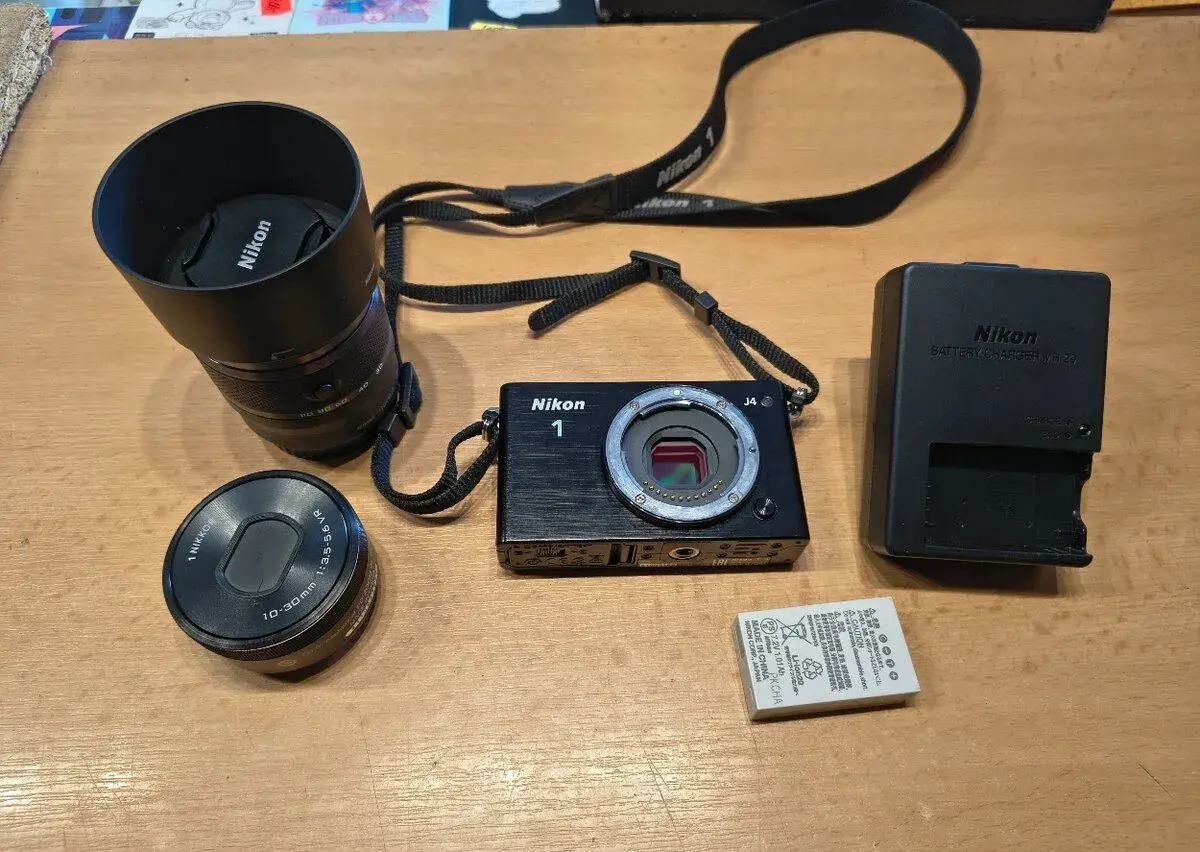 Nikon 1 J4