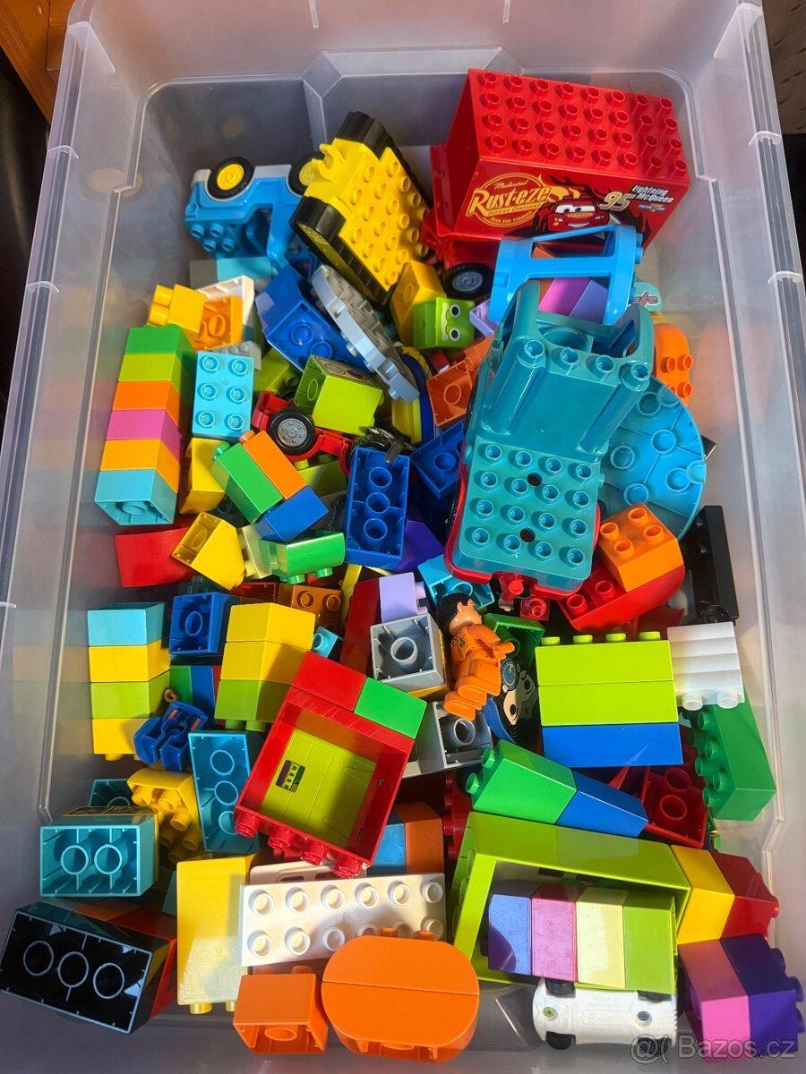 Velká krabice lego