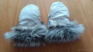 Zimní rukavice
