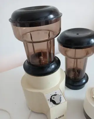 Retro mixér Eta