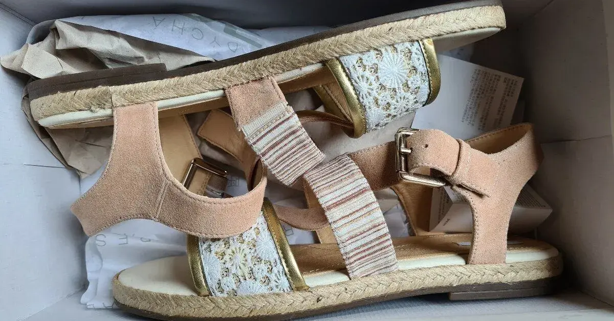 Geox Kolleen sandály, nové č.38 a č.39