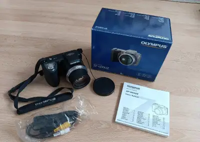 Olympus SP-600 UZ
