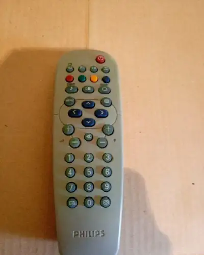 Dálkový ovladač Philips TV - do smazání