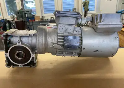 Motor NORD SK 71S/4 TF F vč. převodovky a chlazení