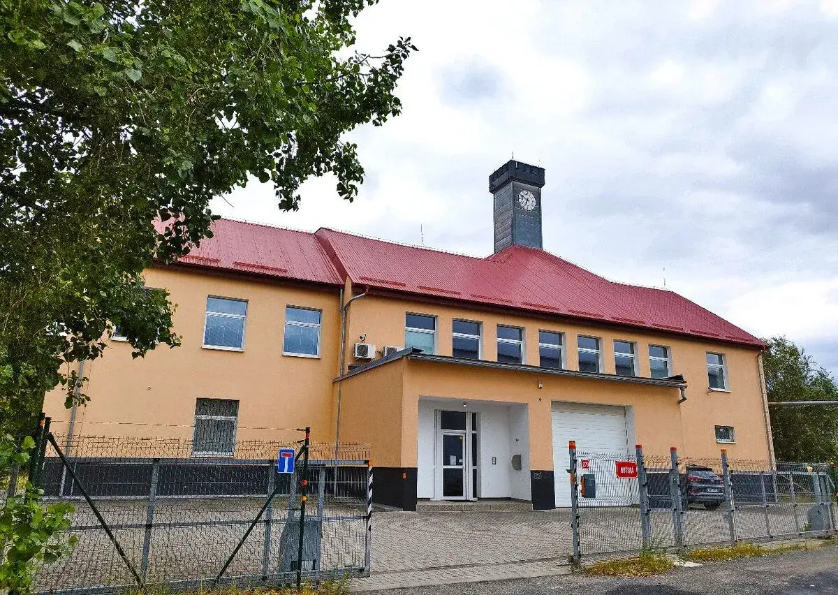 Prodej objektu pro výrobu a administrativu celkem 2585 m²