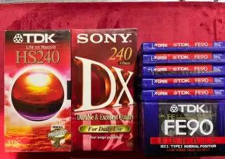 NOVÉ VHS A MC KAZETY