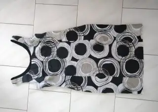 Krátké ženské šaty Infinite