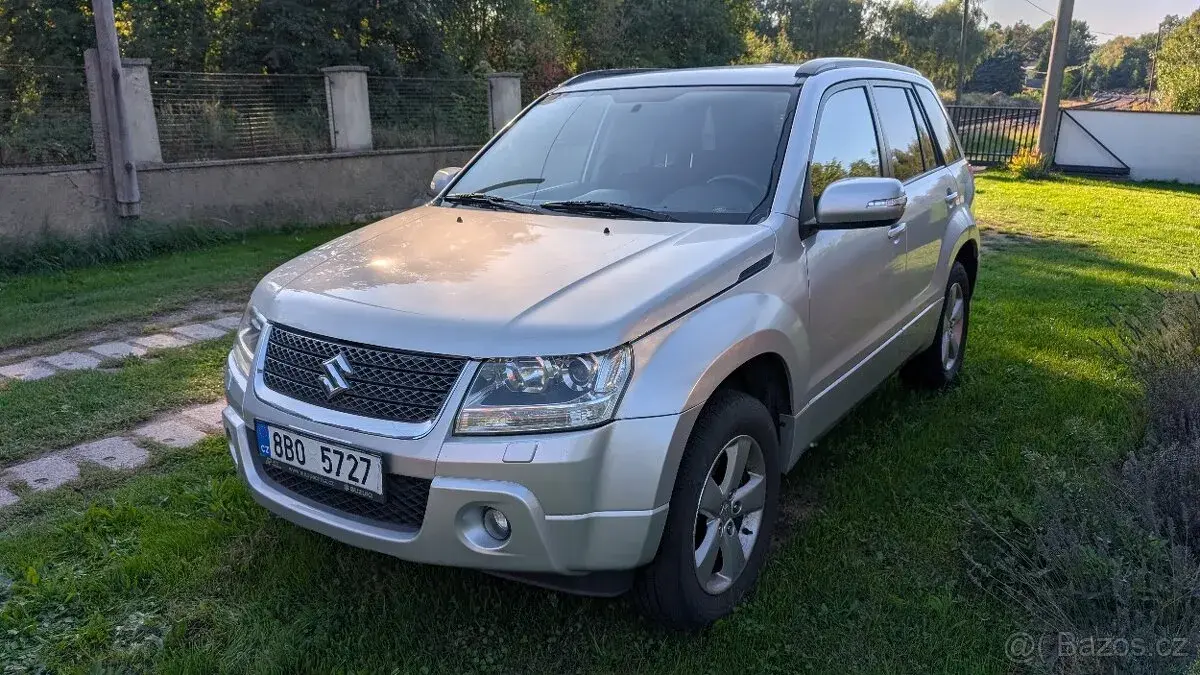 Suzuki Grand – 261 700 km