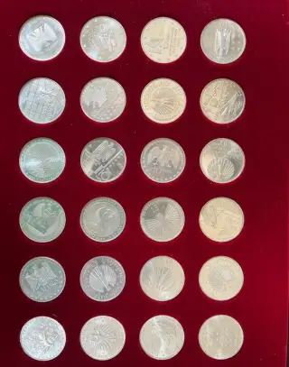 10€ stribrne pametni mince