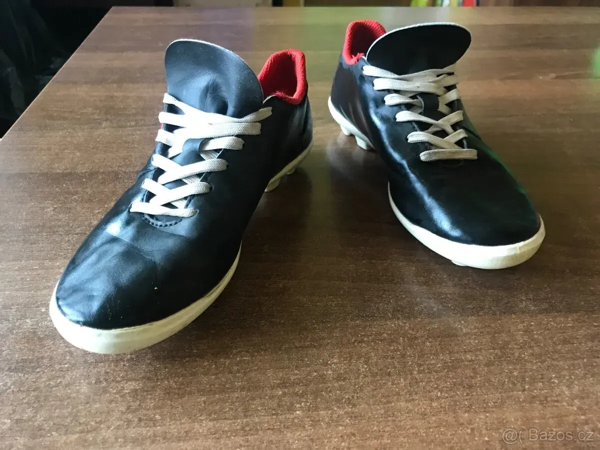 Kopačky pro malé fotbalisty 36 (EU)