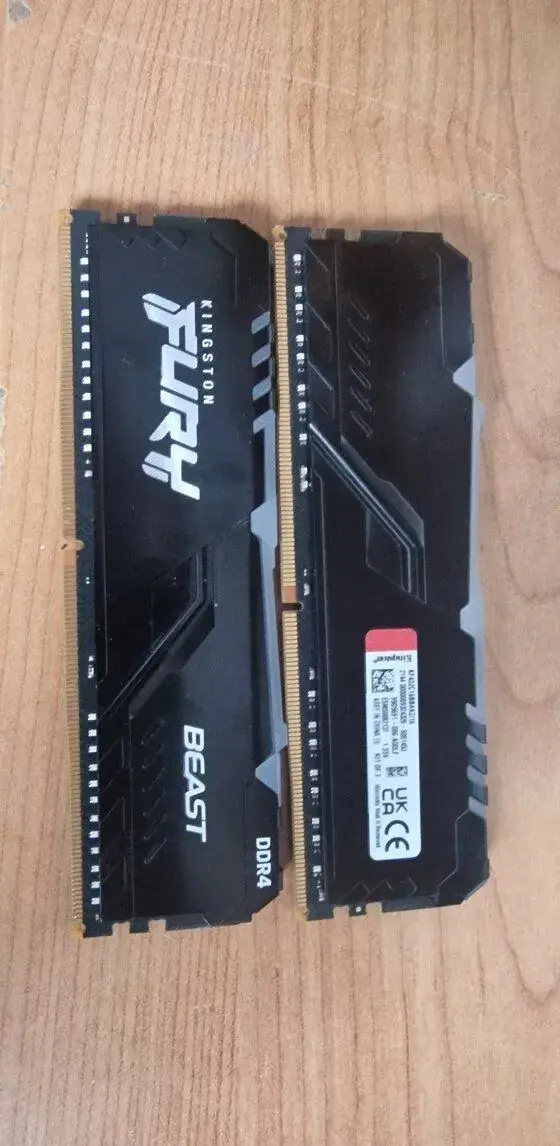 Kingston FURY Beast RGB 16GB (2x8GB) DDR4 3200MHz
